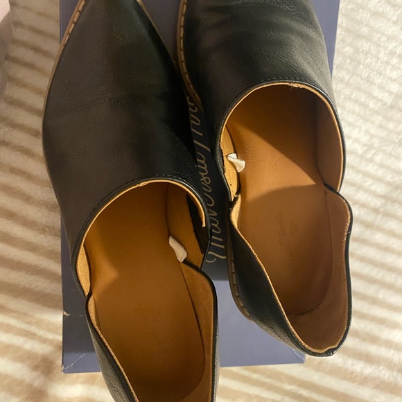 Universal Thread clog booties - Picture 3 of 5